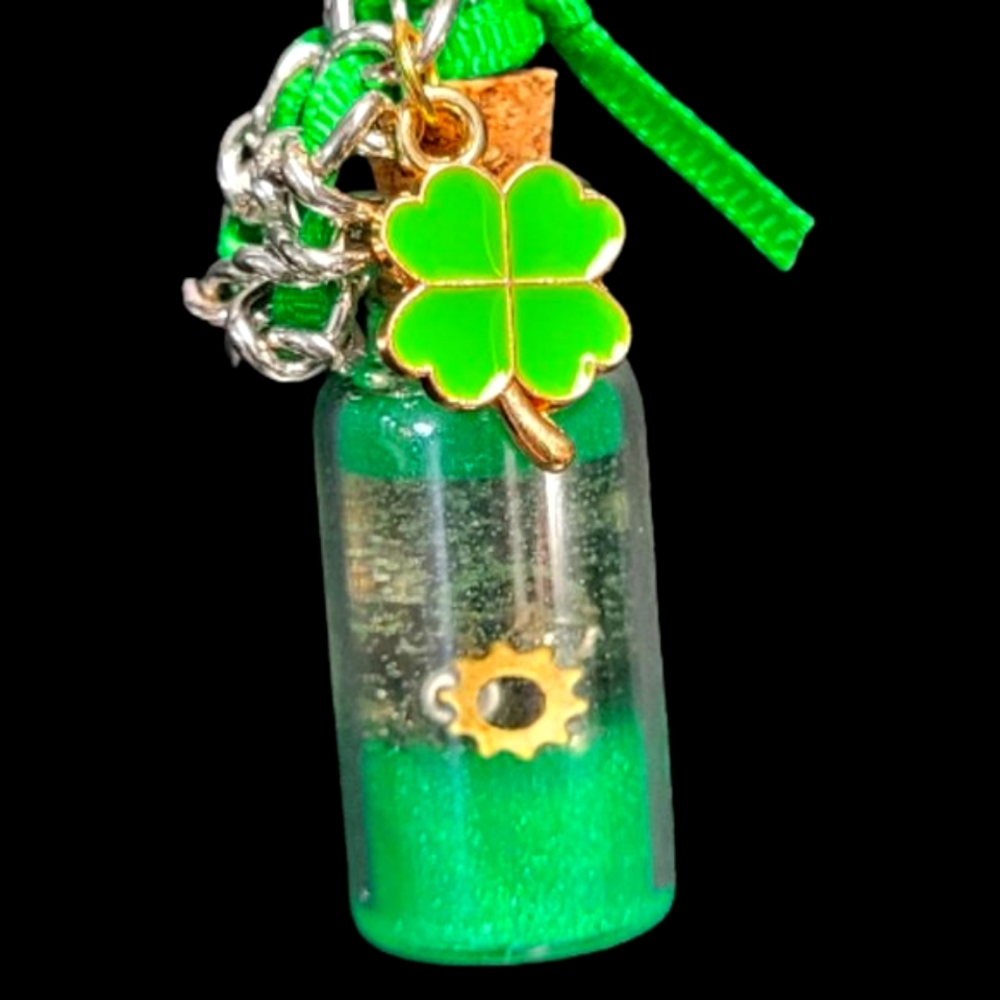 Handmade Steampunk St. Patrick's Green Shamrock Watch Parts Resin Necklace-NWT